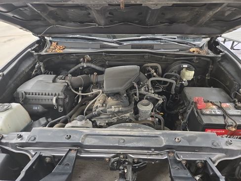 Used 2016 Toyota Tacoma SR w/ SR Convenience Package AWD/4WD image 14
