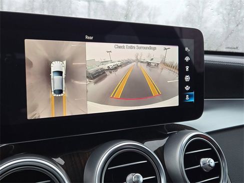 Used 2022 Mercedes-Benz GLC 300 4MATIC Coupe image 13