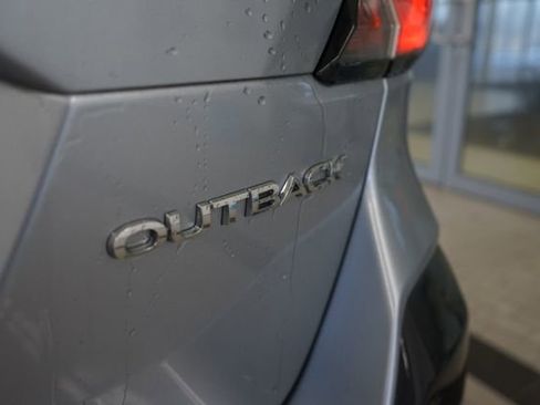 Used 2021 Subaru Outback Limited image 13