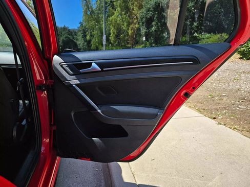 Used 2015 Volkswagen GTI S image 24