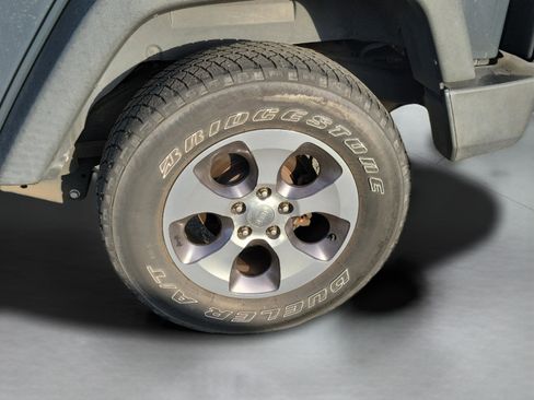 Used 2017 Jeep Wrangler Unlimited Sport w/ Max Tow Package image 24