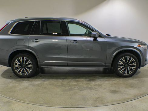 Used 2020 Volvo XC90 T5 Momentum w/ Protection Package AWD/4WD image 6