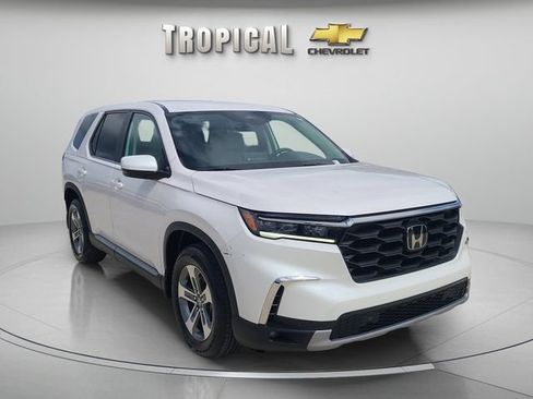Used 2023 Honda Pilot EX-L image 4