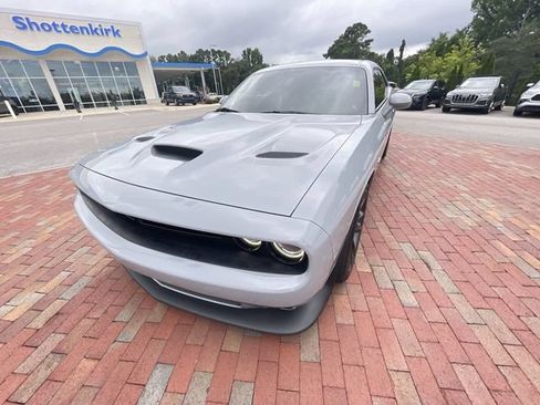 Used 2021 Dodge Challenger R/T Scat Pack RWD image 23