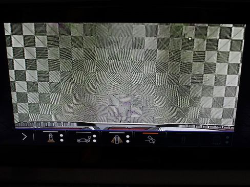 Used 2025 GMC Sierra 2500 AT4 image 21