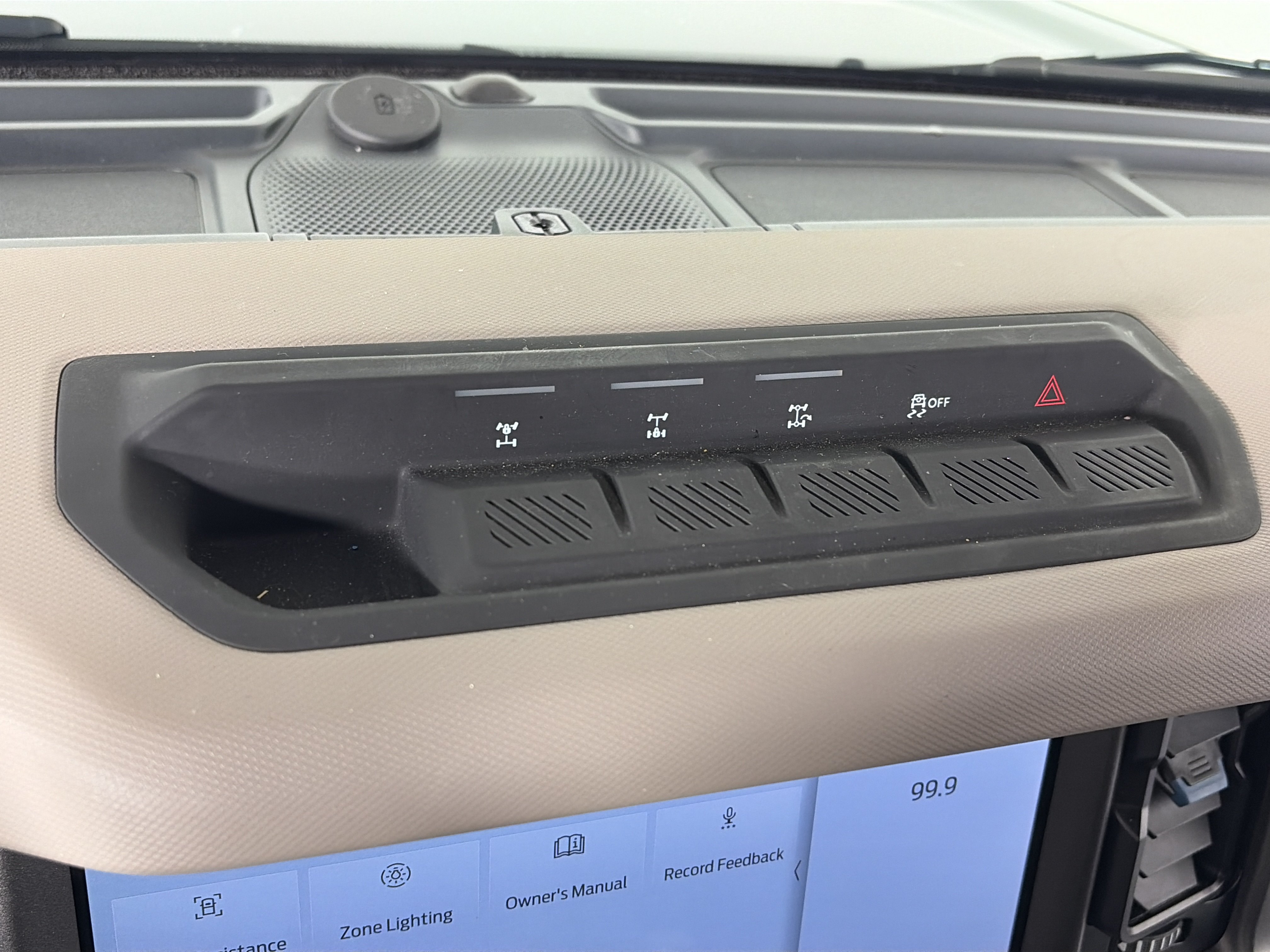 Used 2024 Ford Bronco Wildtrak AWD/4WD image 31