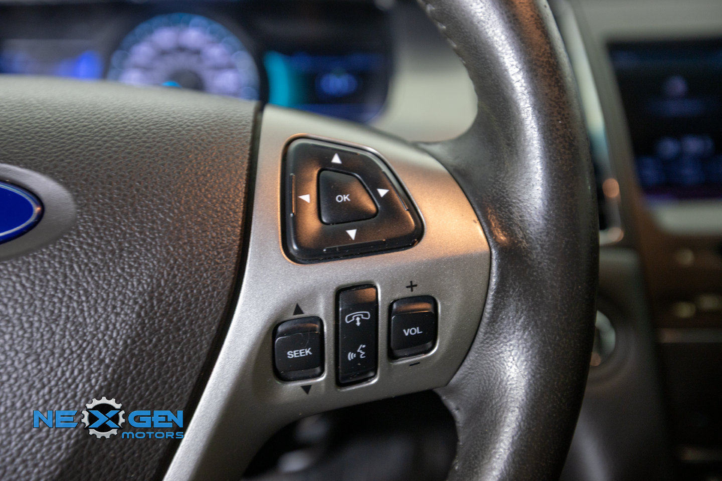 Used 2013 Ford Taurus SEL FWD image 16