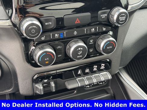 Used 2021 RAM 1500 Laramie AWD/4WD image 18