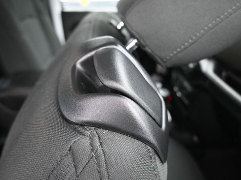 Used 2020 Jeep Wrangler Sport image 32