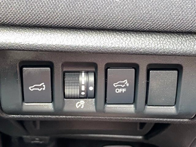 Used 2025 Subaru Outback Premium w/ Popular Package #1A AWD/4WD image 14