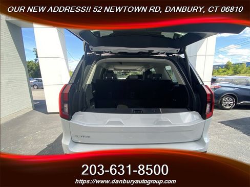 Used 2025 Ford Expedition Active AWD/4WD image 23
