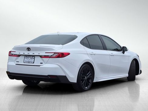 Used 2025 Toyota Camry SE w/ Multimedia Upgrade Package FWD image 4