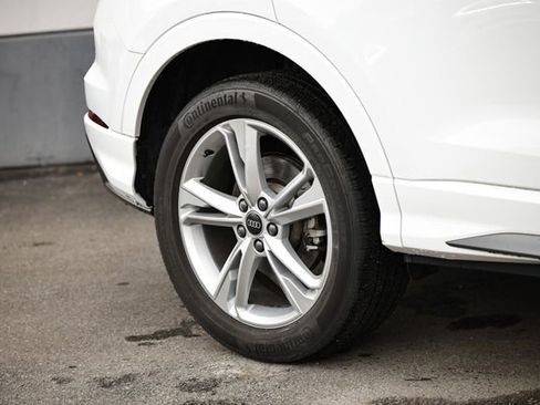 Used 2022 Audi Q3 2.0T Premium w/ Convenience Package image 6