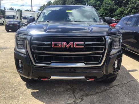 Certified 2024 GMC Yukon AT4 w/ AT4 Premium Plus Package image 2