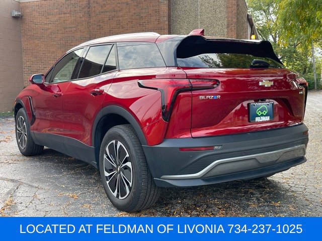 Used 2024 Chevrolet Blazer EV LT AWD/4WD image 3