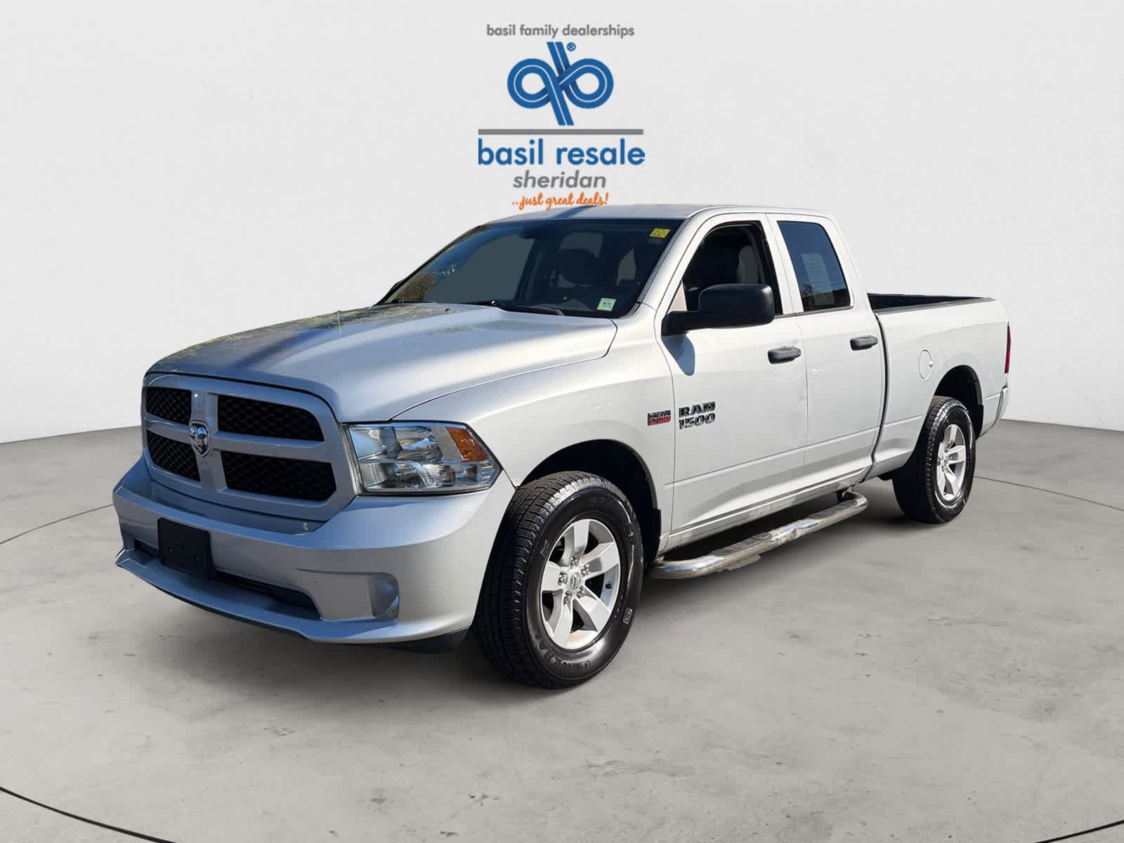 Used 2016 RAM 1500 Express AWD/4WD image 2