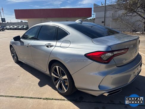 Certified 2025 Acura TLX w/ Technology Package image 7