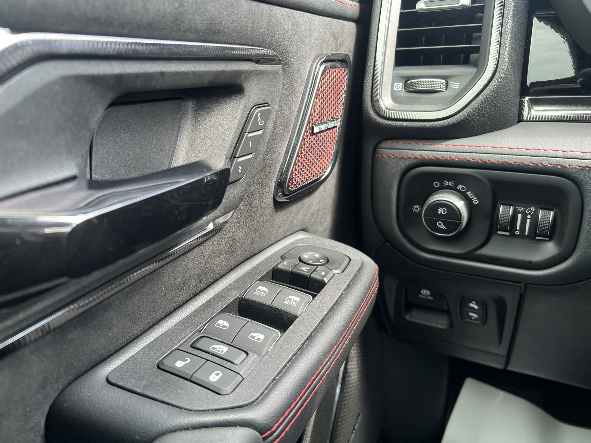 Used 2026 RAM 1500 RHO w/ RHO Level 1 Equipment Group AWD/4WD image 21