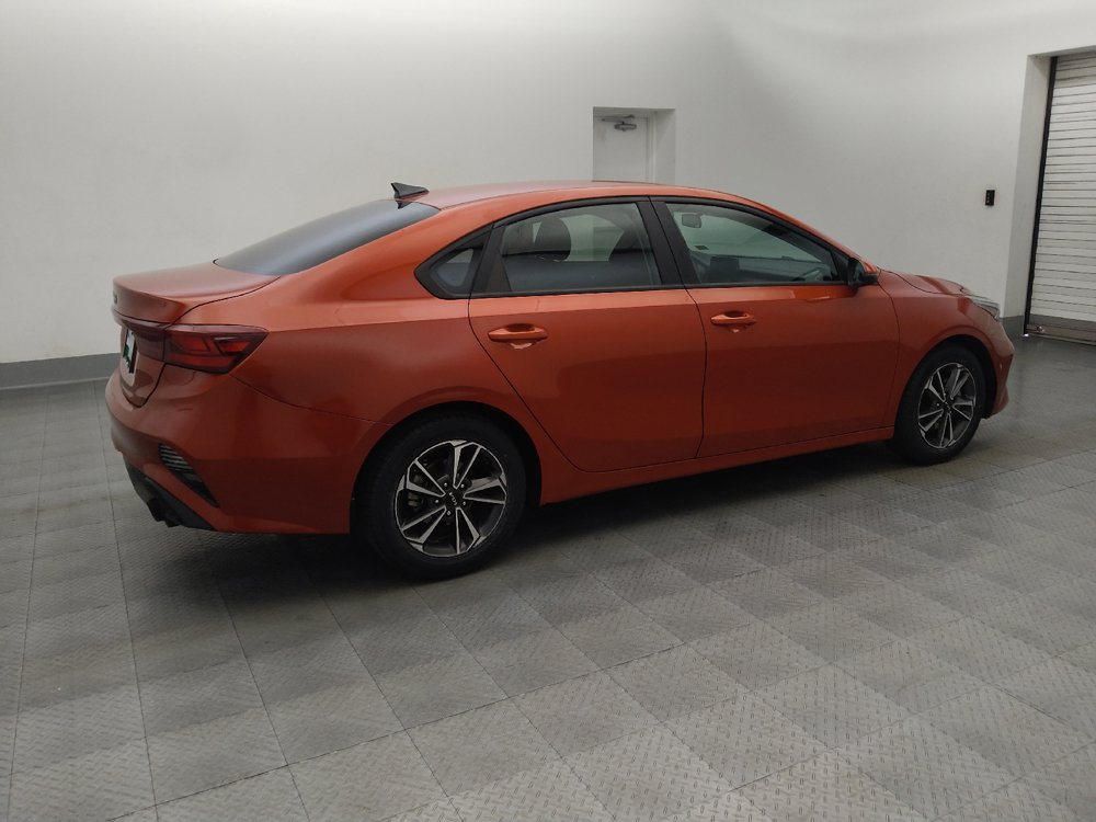 Used 2024 Kia Forte LXS w/ LXS Technology Package FWD image 10