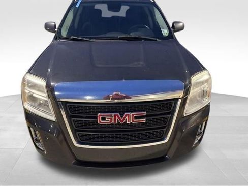 Used 2015 GMC Terrain SLE image 2