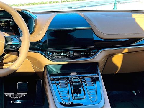 New 2026 Aston Martin DBX 707 image 7