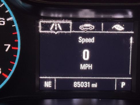 Used 2018 Chevrolet Cruze LT w/ Convenience Package image 33