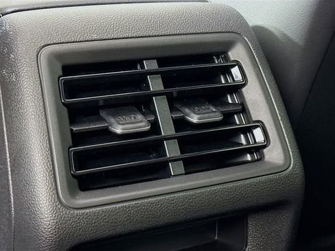 New 2026 Volkswagen Tiguan SE R-Line AWD/4WD image 26
