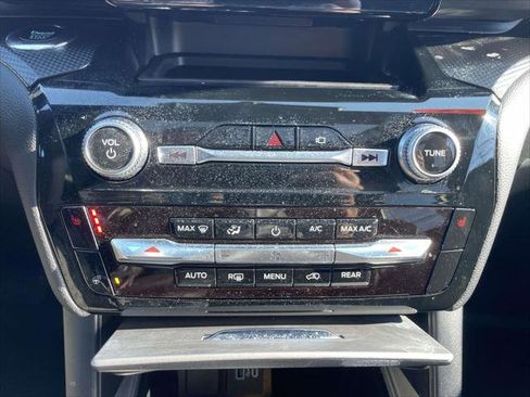 Used 2023 Ford Explorer ST-Line w/ Class IV Trailer Tow Package image 30