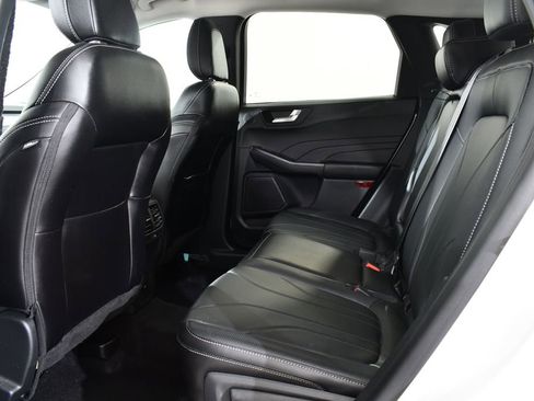 Used 2025 Ford Escape Platinum w/ Premium Technology Package AWD/4WD image 16