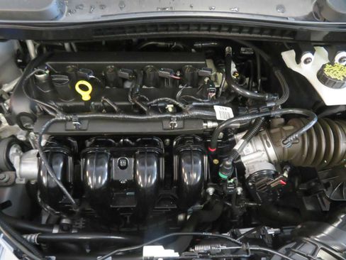 Used 2016 Ford Transit Connect XL image 46