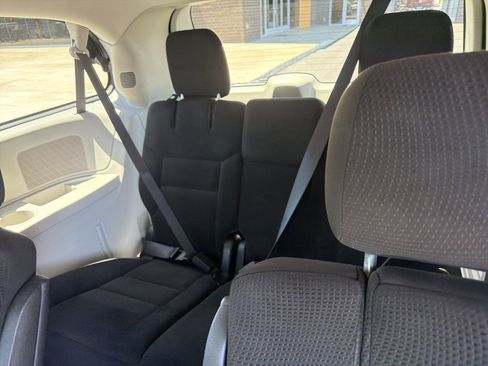 Used 2016 Dodge Grand Caravan SE w/ Quick Order Package 29E SE FWD image 29