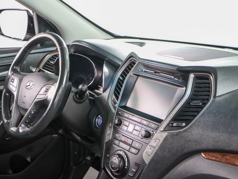 Used 2018 Hyundai Santa Fe Sport FWD image 27