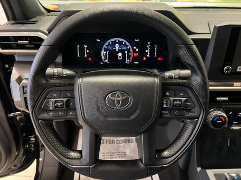 New 2026 Toyota Tacoma SR5 AWD/4WD image 15