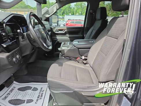 Used 2024 Chevrolet Silverado 2500 LT AWD/4WD image 13