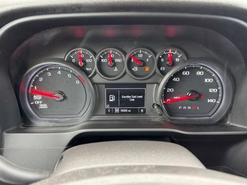 Used 2023 Chevrolet Silverado 1500 Custom Trail Boss AWD/4WD image 16