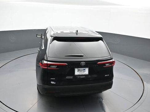 Certified 2025 Toyota Grand Highlander AWD image 40