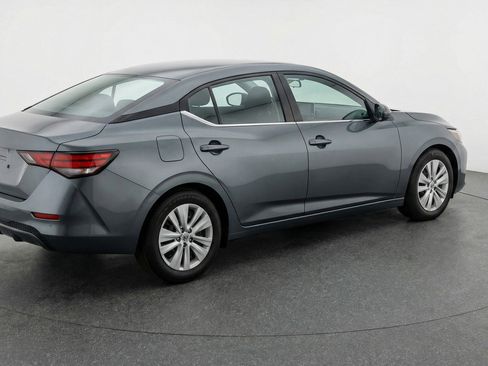 Used 2025 Nissan Sentra S FWD image 9
