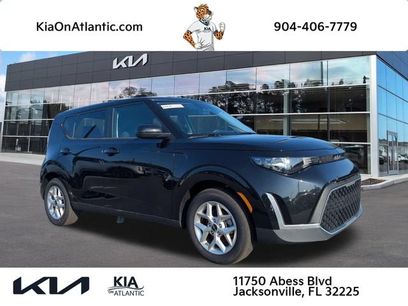 Used 2025 Kia Soul LX w/ LX Technology Package