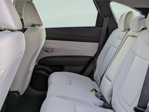 New 2026 Hyundai Tucson SE image 13