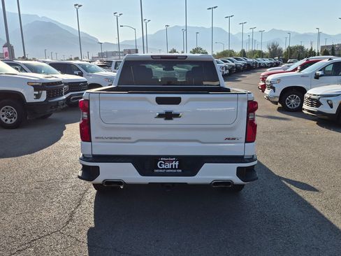 Used 2023 Chevrolet Silverado 1500 RST AWD/4WD image 4