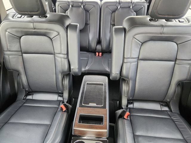 New 2025 Lincoln Aviator Reserve w/ Equipment Group 201A AWD/4WD image 14