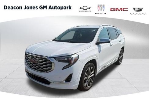 Certified 2020 GMC Terrain Denali w/ Denali Premium Package FWD image 1