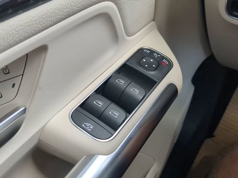 Used 2026 Mercedes-Benz GLA 250 image 10