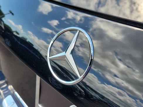 Certified 2022 Mercedes-Benz GLA 250 4MATIC image 31