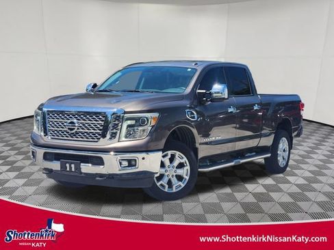 Used 2016 Nissan Titan SL RWD image 1