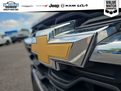 Used 2024 Chevrolet Trax LS FWD image 32