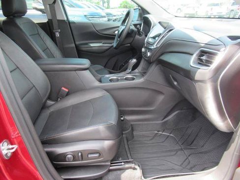 Used 2020 Chevrolet Equinox Premier AWD/4WD image 10