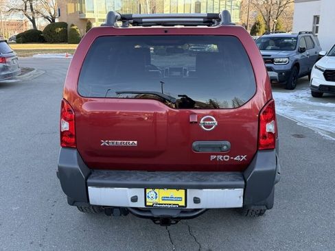 Used 2015 Nissan Xterra PRO-4X w/ Pro-4x Leather Package image 6