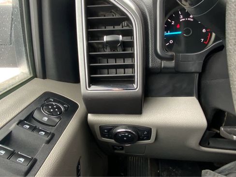 Used 2019 Ford F150 XLT AWD/4WD image 23