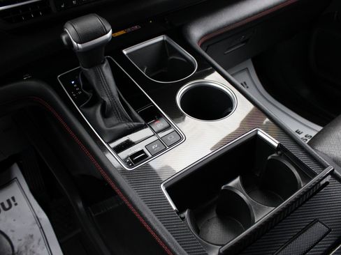 Used 2025 Toyota Sienna XSE w/ XSE Premium Package image 32